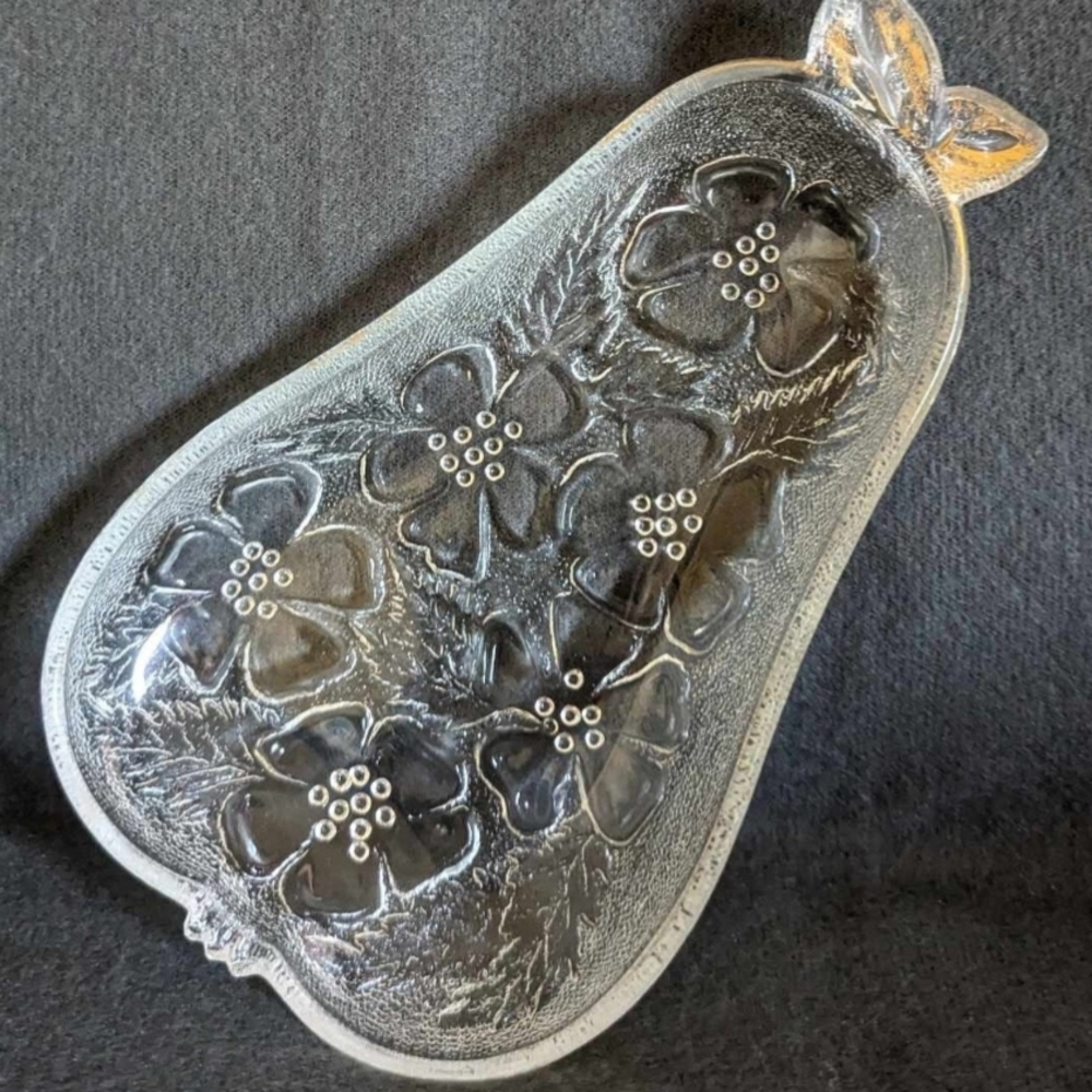 Glass Pear-Shaped Decorative Plate